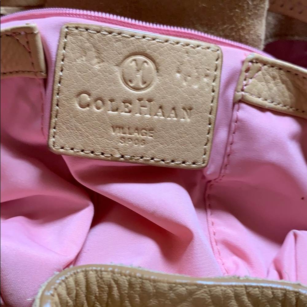 Handbag - Picture 2 of 5